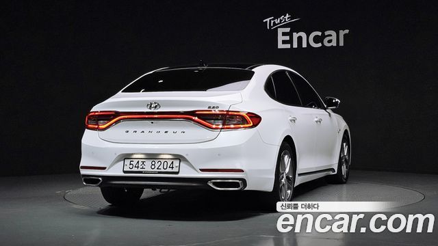 Hyundai Grandeur IG 2.2 Diesel Premium Special - фото 1