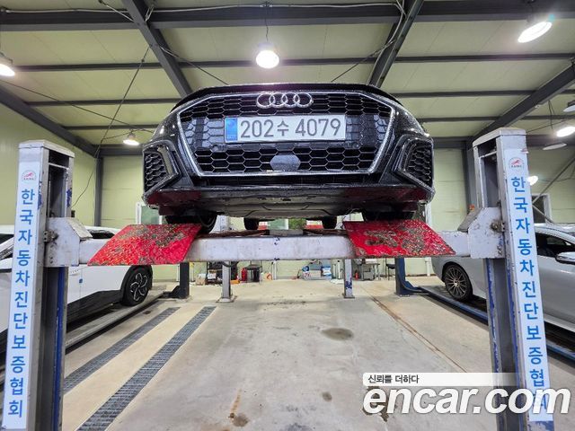 Audi A3 40 TFSI Premium - фото 0