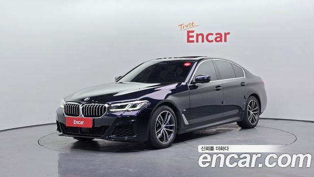 BMW 5-Series G30 523d M Sport - фото 0