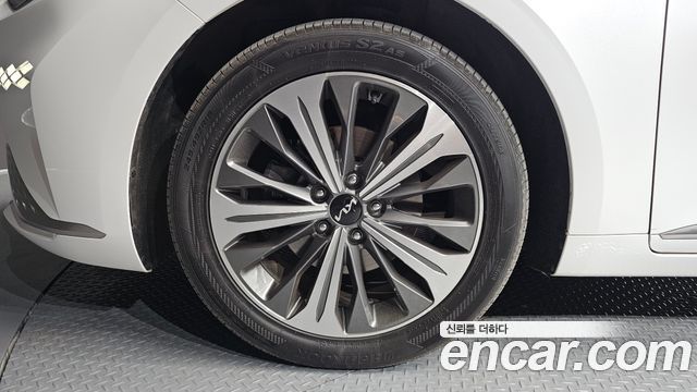 Kia K8 гибрид Noblesse - фото 4