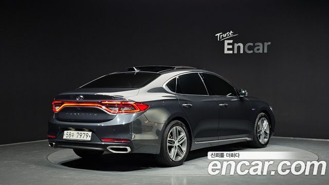 Hyundai Grandeur IG, гибрид Exclusive Special - фото 1