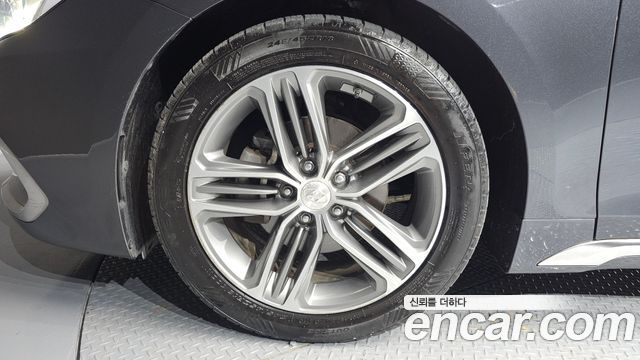 Hyundai Grandeur IG, гибрид Exclusive Special - фото 4
