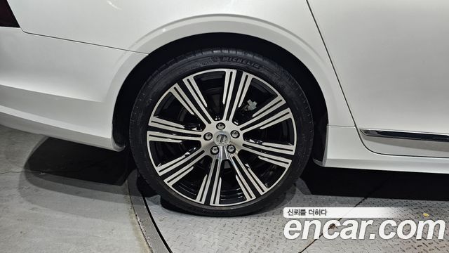 Volvo S90 B6 AWD Ultimate Bright - фото 4