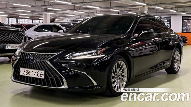 Lexus ES 7-го поколения Executive - фото 0
