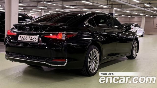 Lexus ES 7-го поколения Executive - фото 3