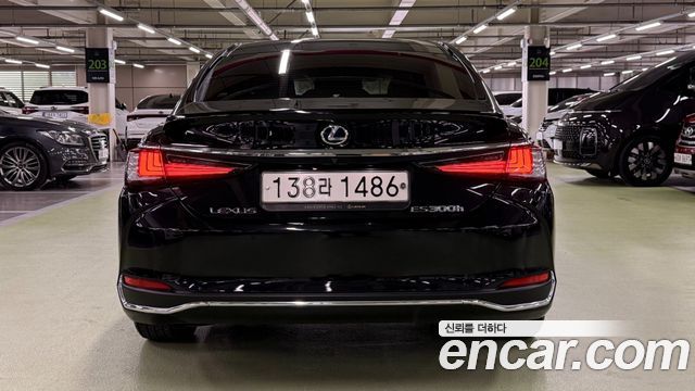 Lexus ES 7-го поколения Executive - фото 4