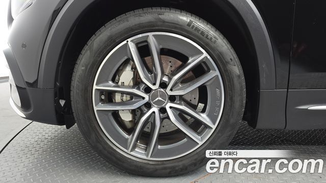 Mercedes-Benz GLB-Class X247 AMG GLB35 4MATIC - фото 3