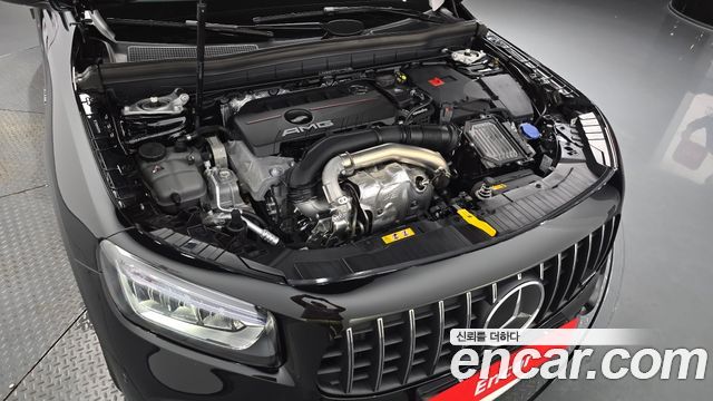 Mercedes-Benz GLB-Class X247 AMG GLB35 4MATIC - фото 4