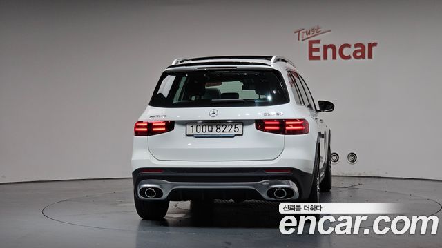 Mercedes-Benz GLB-Class X247 AMG GLB35 4MATIC - фото 2