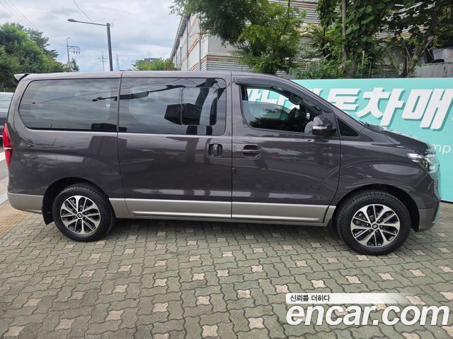 Hyundai Starex Новый 4WD Urban 9-Seater Exclusive - фото 2