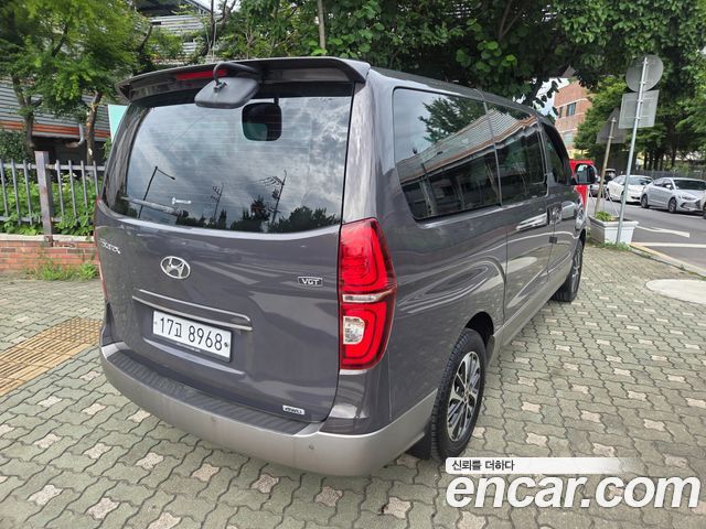 Hyundai Starex Новый 4WD Urban 9-Seater Exclusive - фото 3