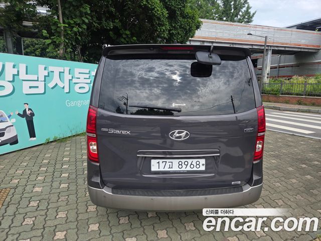 Hyundai Starex Новый 4WD Urban 9-Seater Exclusive - фото 4