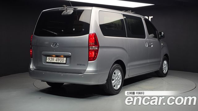 Hyundai Starex Новый Van 3-Seater Smart - фото 1