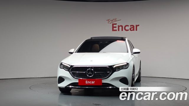 Mercedes-Benz E-Class W214 E200 Avantgarde - фото 1