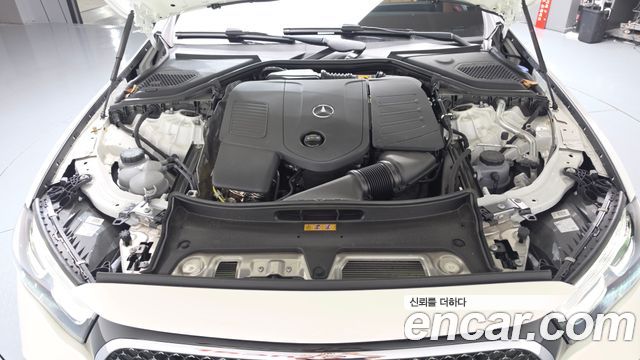 Mercedes-Benz E-Class W214 E200 Avantgarde - фото 4