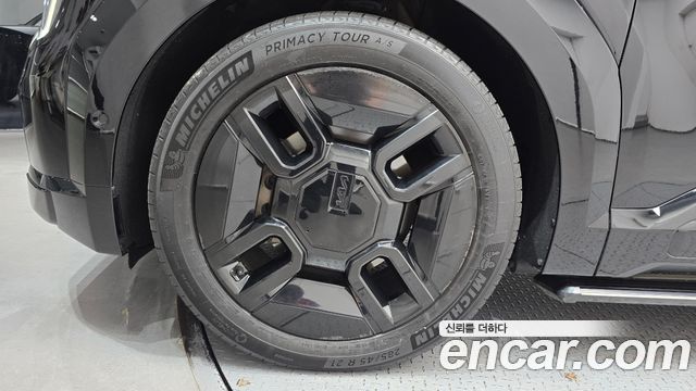Kia EV9 Long Range 4WD GT Line - фото 4