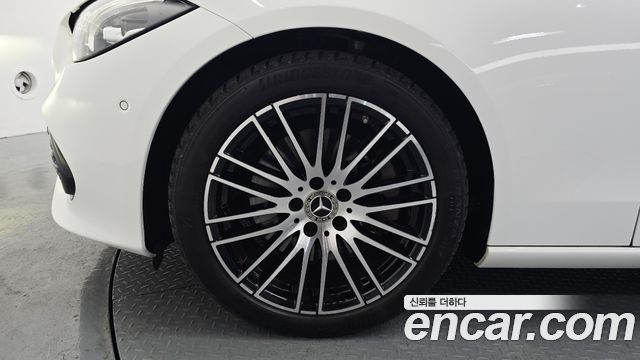 Mercedes-Benz C-Class W206 C300 4MATIC Avantgarde - фото 4