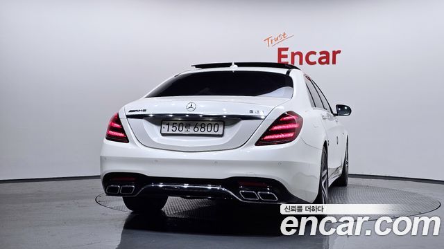 Mercedes-Benz S-Class W222 S63 AMG 4MATIC+ - фото 3