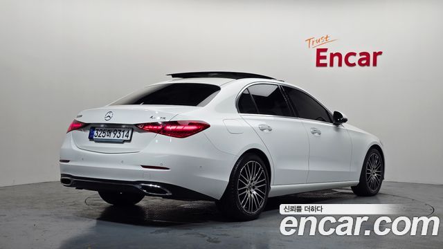 Mercedes-Benz C-Class W206 C300 4MATIC Avantgarde - фото 1