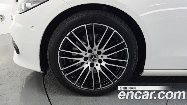 Mercedes-Benz C-Class W206 C300 4MATIC Avantgarde - фото 4