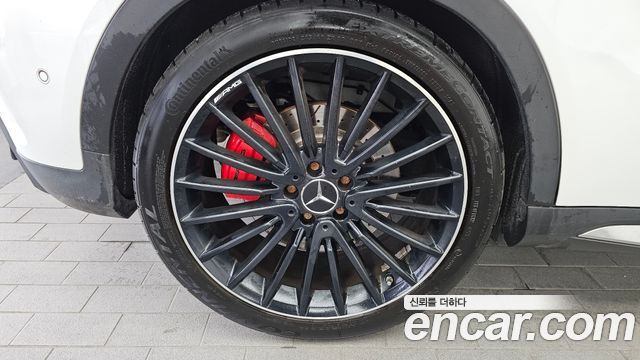 Mercedes-Benz GLA-Class X156 GLA45 AMG 4MATIC - фото 4