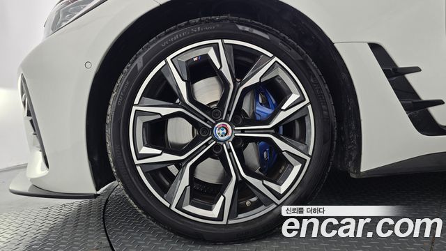 BMW 4-Series G22 420i M Sport Performance Gran Coupe - фото 3