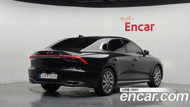 Hyundai Grandeur Новый IG, гибрид Calligraphy - фото 1