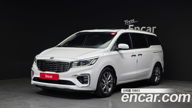 Kia Carnival Новый 7-Seater Limousine VIP - фото 0
