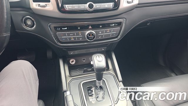 SsangYong Rexton Sports Diesel 2.2 2WD Prestige - фото 2