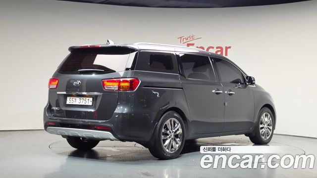 Kia Carnival Совершенно новый 9-seater Prestige - фото 1