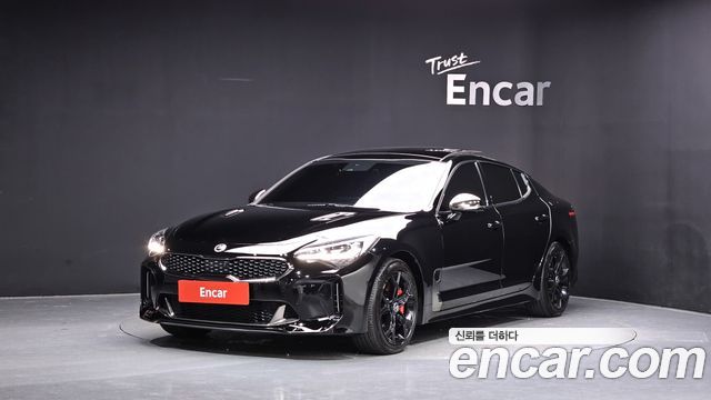 Kia Stinger 2.2 Diesel AWD Platinum - фото 0