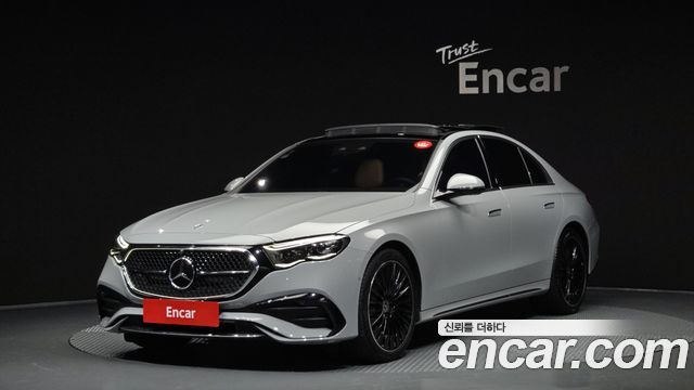 Mercedes-Benz E-Class W214 E300 4MATIC AMG Line Premiere Special - фото 0