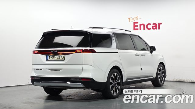 Kia Carnival 4-го поколения 9-Seater Noblesse - фото 0