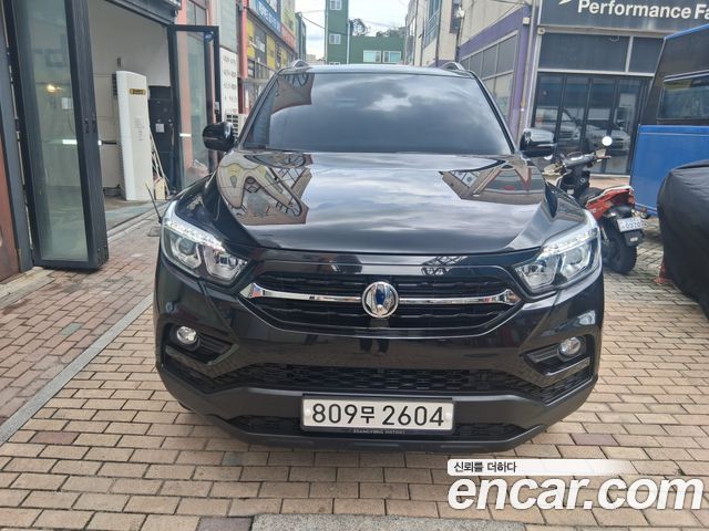 SsangYong Rexton Sports Diesel 2.2 4WD Adventure - фото 0