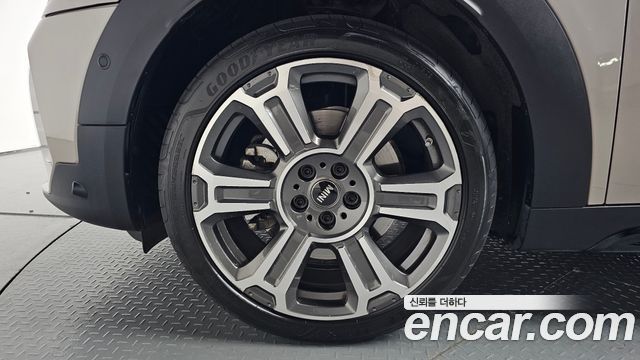 Mini Countryman ALL4 Classic Launch Pack 2nd - фото 3