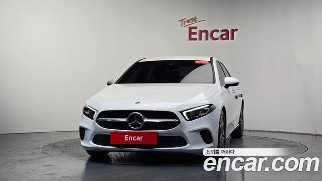Mercedes-Benz A-Class W177 A220 Sedan - фото 1