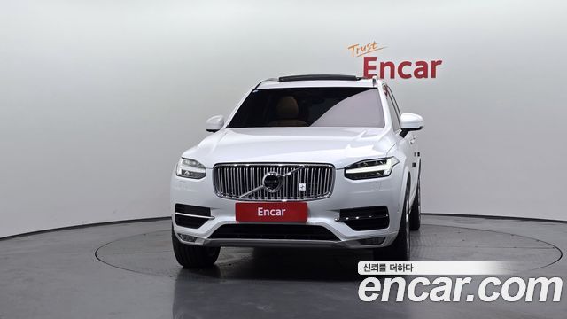 Volvo XC90 2-го поколения D5 Inscription - фото 2