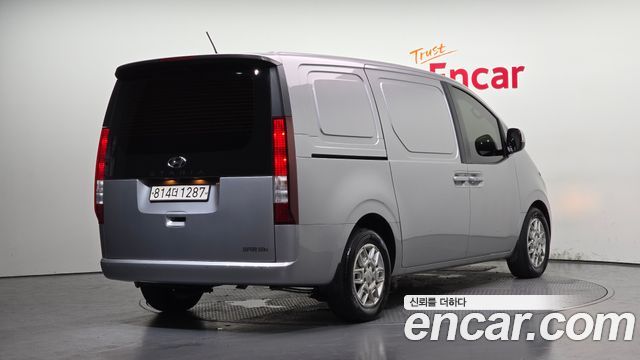 Hyundai Staria Cargo 3-Seater Modern - фото 1