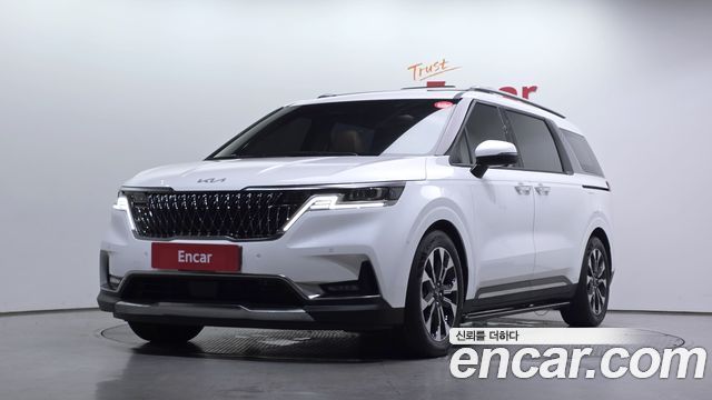 Kia Carnival 4-го поколения 9-Seater Signature - фото 0