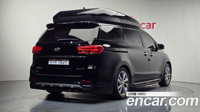 Kia Carnival Новый Gasoline 9-seater Limousine(Special vehicle) - фото 1