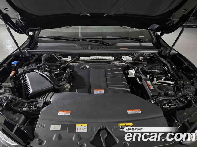 Audi Q5 40 TDI Quattro S Line Sportback - фото 4