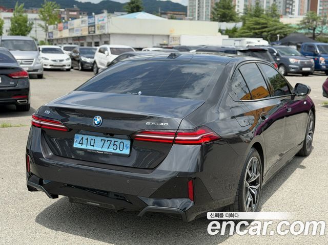 BMW i5 G60 eDrive 40 M Sport - фото 1