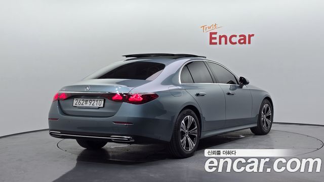 Mercedes-Benz E-Class W214 E200 Avantgarde - фото 1