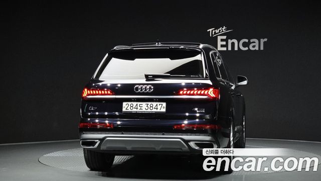 Audi Q7 45 TDI Quattro Premium - фото 3