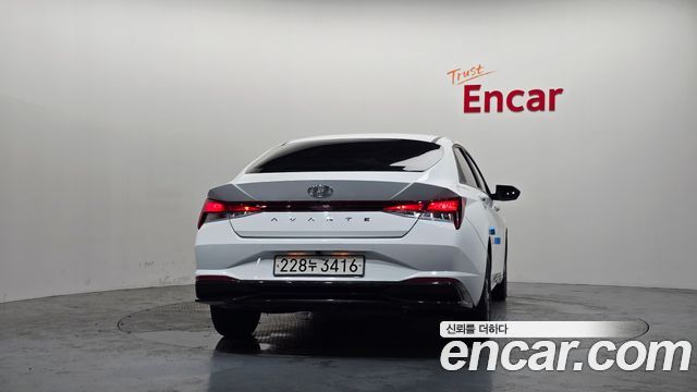 Hyundai Avante CN7, гибрид Smart - фото 3
