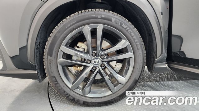 Lexus NX 2-го поколения Premium - фото 4