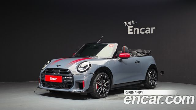 Mini Cooper Convertible 4-го поколения JCW - фото 0