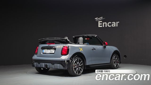 Mini Cooper Convertible 4-го поколения JCW - фото 1