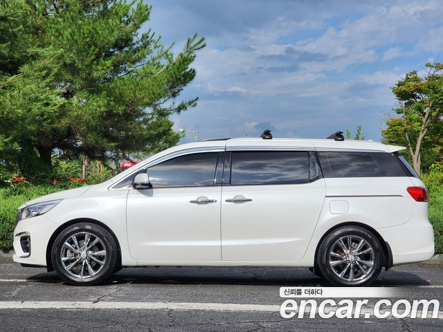 Kia Carnival Новый 9-Seater Noblesse Special - фото 4