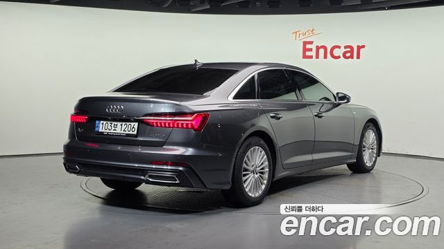 Audi A6 C8 40 TDI Premium - фото 1